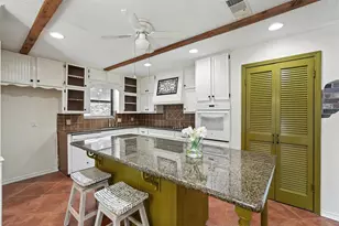 1630 Post Oak Dr, Bedford, TX 76021 - Photo 11