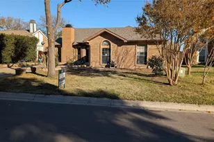 2204 Crestmeadow St, Denton, TX 76207 - Photo 21