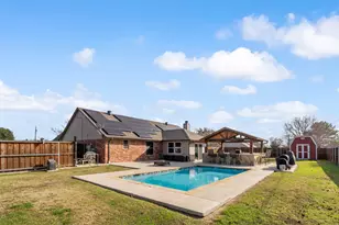 325 Flying Bridge Dr, Gun Barrel City, TX 75156 - Photo 9