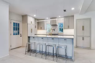 1334 El Patio Dr, Dallas, TX 75218 - Photo 9