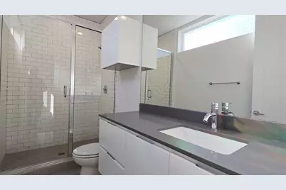 1225 Hyde Court, Dallas, TX 75215 - Photo 19