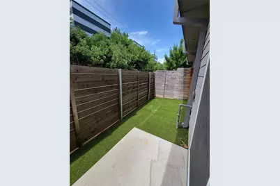 1225 Hyde Court, Dallas, TX 75215 - Photo 5