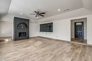 317 Northglen Dr, Hurst, TX 76054 - Photo 9