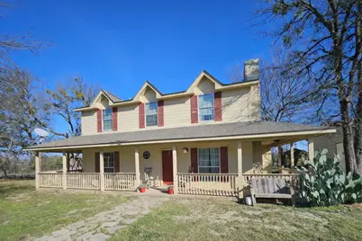 1006 East Drive, Lake Bridgeport, TX 76426 - Photo 3