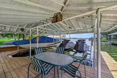 203 Kiowa Drive W, Lake Kiowa, TX 76240 - Photo 35