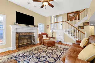 203 Kiowa Dr W, Lake Kiowa, TX 76240 - Photo 11