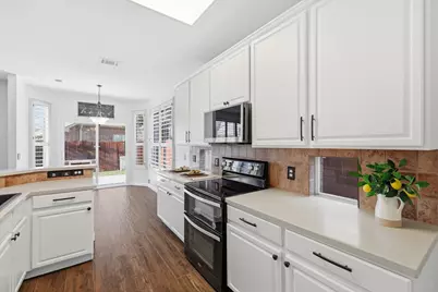 10009 Jessica Street, Fort Worth, TX 76244 - Photo 9