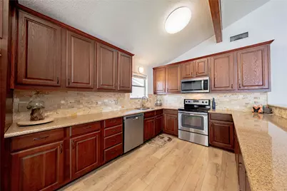 10136 Cherokee Lane, Payne Springs, TX 75156 - Photo 5