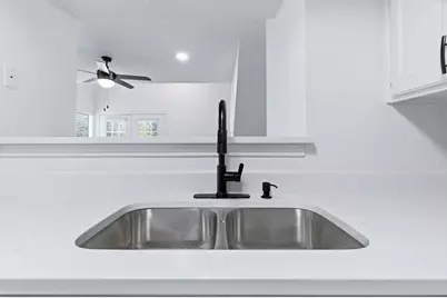 3101 Sondra Drive #201, Fort Worth, TX 76107 - Photo 13