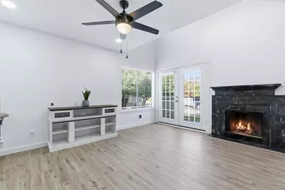 3101 Sondra Drive #201, Fort Worth, TX 76107 - Photo 5