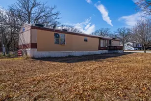 2811 Old Mineral Wells Hwy, Weatherford, TX 76088 - Photo 29