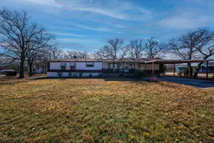 2811 Old Mineral Wells Hwy, Weatherford, TX 76088 - Photo 29