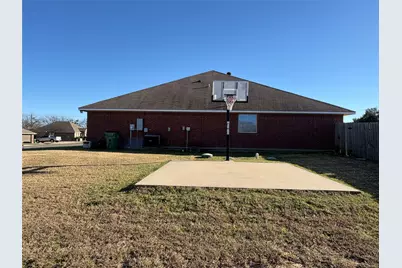 163 Milky Way, Bruceville, TX 76630 - Photo 3