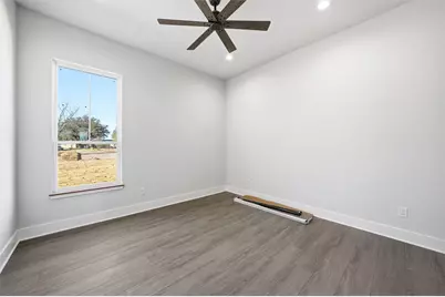 250 Weldon Drive, Woodway, TX 76712 - Photo 13