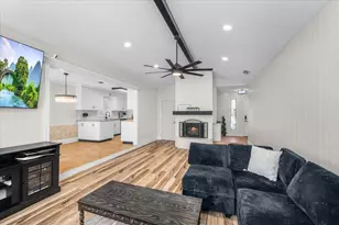 4704 Burning Springs Dr, Arlington, TX 76017 - Photo 11