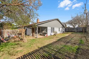 4704 Burning Springs Dr, Arlington, TX 76017 - Photo 31