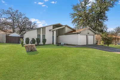 4704 Burning Springs Drive, Arlington, TX 76017 - Photo 35