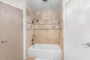 4704 Burning Springs Dr, Arlington, TX 76017 - Photo 23