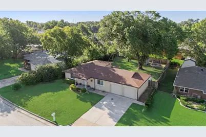 404 E Alexander Lane, Euless, TX 76040 - Photo 3