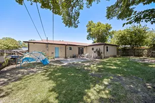 404 E Alexander Ln, Euless, TX 76040 - Photo 23