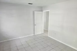 217 Griffith Dr, Rockport, TX 78382 - Photo 11