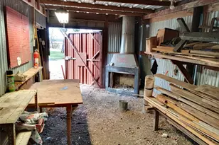 912 2357, Meridian, TX 76665 - Photo 15