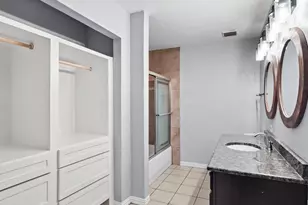 315 Gilbert Rd, Irving, TX 75061 - Photo 17