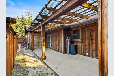 315 Gilbert Road, Irving, TX 75061 - Photo 25