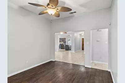 315 Gilbert Road, Irving, TX 75061 - Photo 23