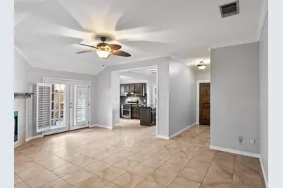 315 Gilbert Road, Irving, TX 75061 - Photo 5