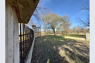 28296 Spring Valley Drive, Kemp, TX 75143 - Photo 15