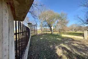 28296 Spring Valley Dr, Kemp, TX 75143 - Photo 15