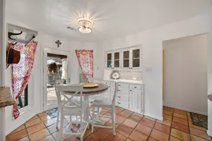 4508 Hillside Dr, Arlington, TX 76013 - Photo 11