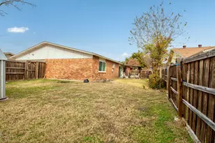 2810 Landershire Ln, Garland, TX 75044 - Photo 29