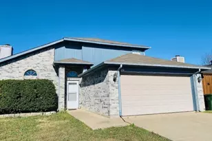 731 Valley Spring Dr, Arlington, TX 76018 - Photo 1