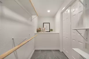 2510 Gladiolus Ln, Dallas, TX 75233 - Photo 19