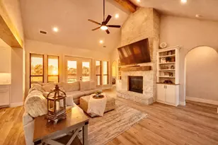 12880 Pruett Rd, Krum, TX 76249 - Photo 9