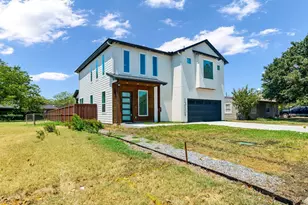 13109 Wilmington Dr, Farmers Branch, TX 75234 - Photo 3