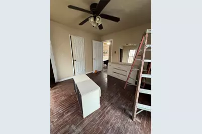 2717 Avenue I, Fort Worth, TX 76105 - Photo 17