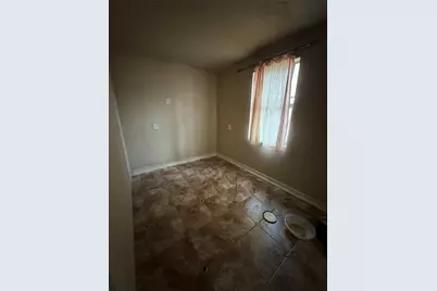 2717 Avenue I, Fort Worth, TX 76105 - Photo 7