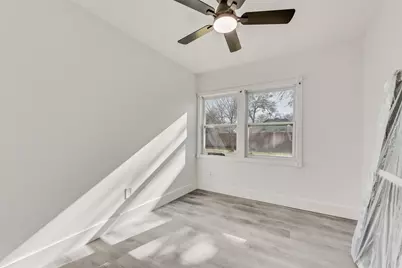 303 W Broad Street, Mansfield, TX 76063 - Photo 15