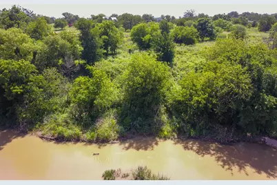 410 County Road 433, Mullin, TX 76864 - Photo 9