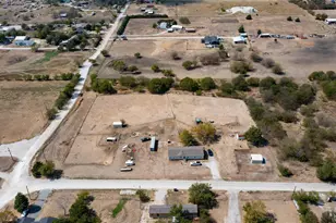 4260 Couch Rd, Ponder, TX 76259 - Photo 25