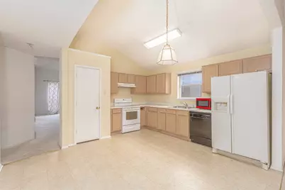 10225 Pleasant Mound Drive, Fort Worth, TX 76108 - Photo 11