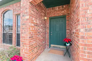 10225 Pleasant Mound Dr, Fort Worth, TX 76108 - Photo 3