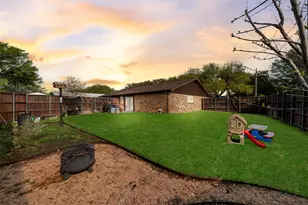 1400 Vanderbilt Dr, Plano, TX 75023 - Photo 15