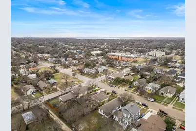 1916 Mitchell Avenue, Waco, TX 76708 - Photo 9