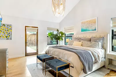 8722 Forest Hills Boulevard, Dallas, TX 75218 - Photo 11