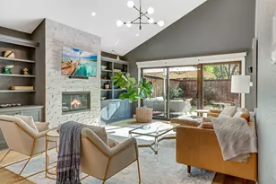 8722 Forest Hills Blvd, Dallas, TX 75218 - Photo 9