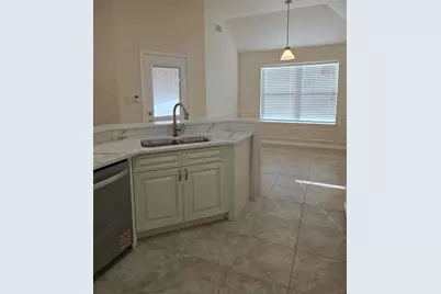 9400 Claudia Drive, Fort Worth, TX 76134 - Photo 7